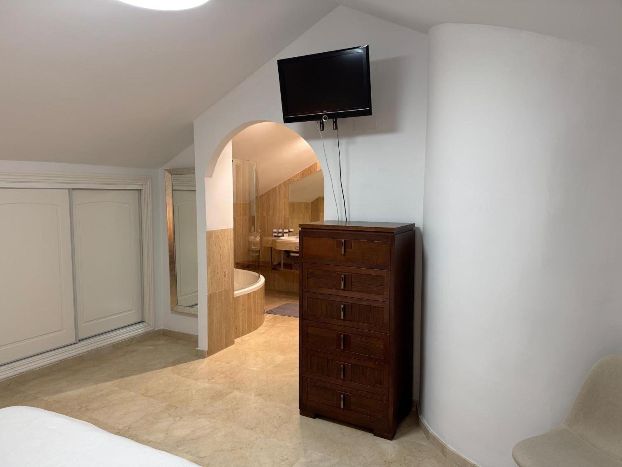 Апартаменти Piso-Lechuza Elviria Marbella 2 Екстер'єр фото