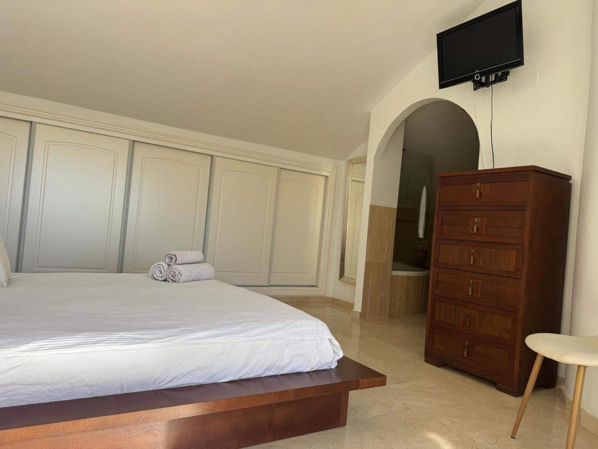 Апартаменти Piso-Lechuza Elviria Marbella 2 Екстер'єр фото